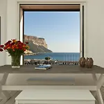 Les Barques, Vue Splendide Sur Le Port De 카시스