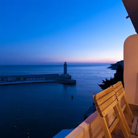 Les Barques, Vue Splendide Sur Le Port De Appartamento *
