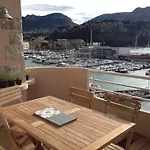 Les Barques, Vue Splendide Sur Le Port De * Cassis