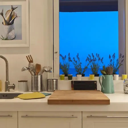 Les Barques, Vue Splendide Sur Le Port De * 카시스