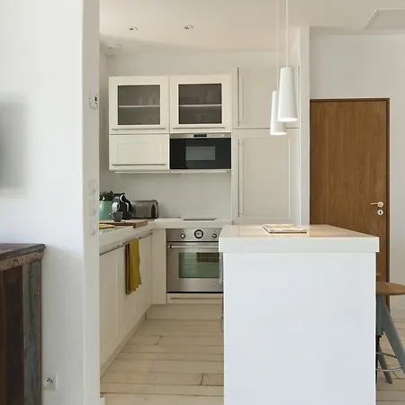 Appartement Les Barques, Vue Splendide Sur Le Port De Cassis