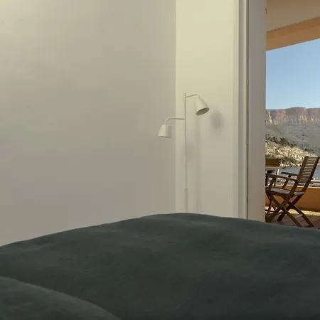 Les Barques, Vue Splendide Sur Le Port De