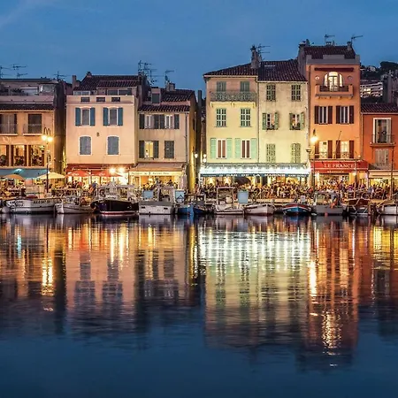 Apartment Les Barques, Vue Splendide Sur Le Port De Cassis