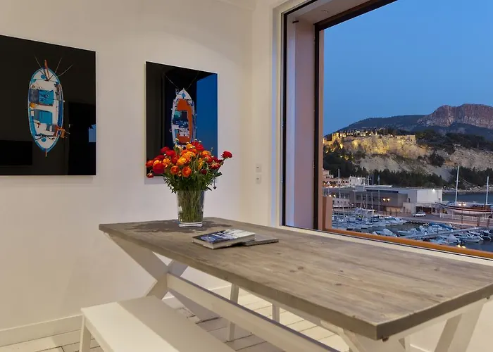 Les Barques, Vue Splendide Sur Le Port De Appartamento Cassis