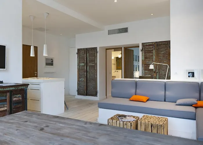 Les Barques, Vue Splendide Sur Le Port De Appartamento *