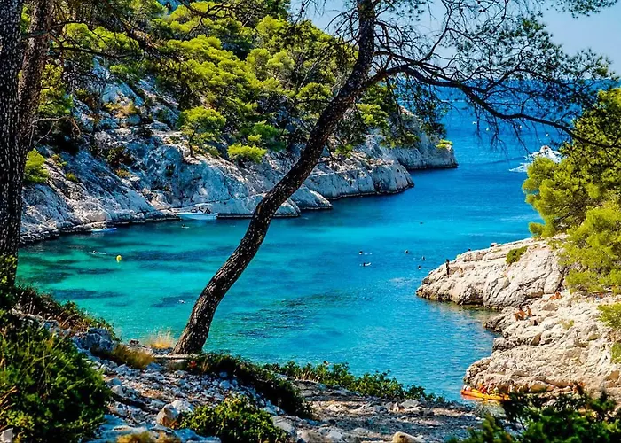 Les Barques, Vue Splendide Sur Le Port De *